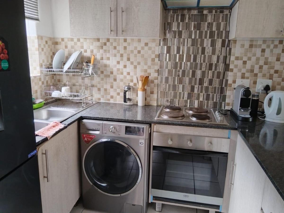 The Classic Menlyn Maine Apartment *